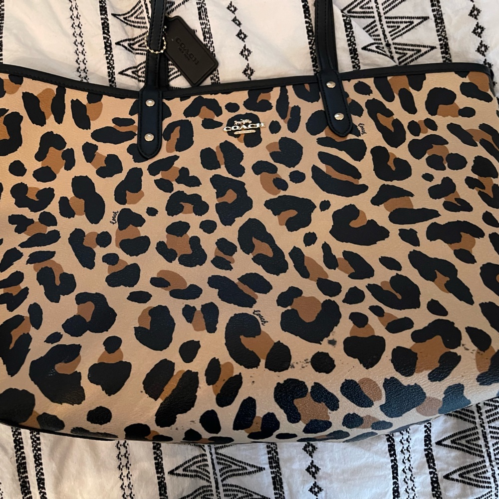 Coach Leopard/Black Reversible Tote